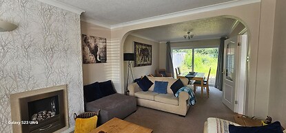 Cosy Home in Leicester
