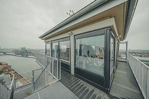 John & Will Silo-Hotel by Guldsmeden