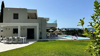 Villa Antonis