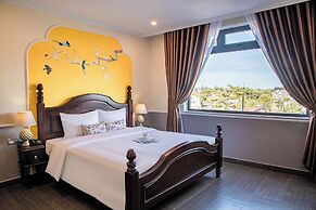 Charlie Mansion Dalat