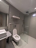 Comfort INN Grand - Kaushambi