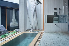 KIRAKU KYOTO RINPA