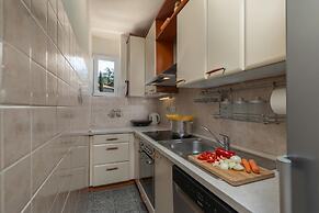 Seaview City Apartment Frida