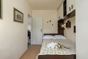 Seaview City Apartment Frida