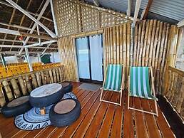 Tambayan Rooms & Cottages by SMS Hospitality