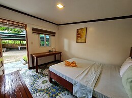 Tambayan Rooms & Cottages by SMS Hospitality