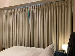 1 Bed Apartment - Sleeps 7 - Pool & Wifi