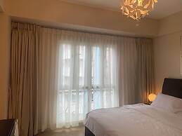 1 Bed Apartment - Sleeps 7 - Pool & Wifi