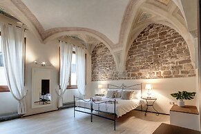 Mamo Florence - Calzaiuoli Apartments