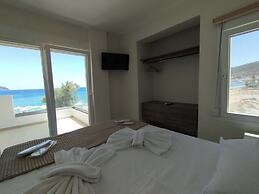 Tamaris Suites