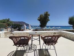Tamaris Suites