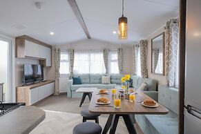 Cofton Holidays