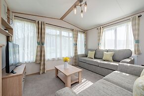 Cofton Holidays