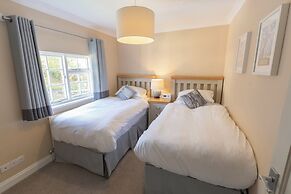 Cofton Holidays