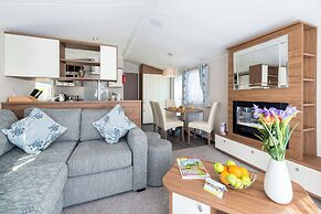 Cofton Holidays