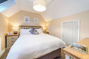 Cofton Holidays