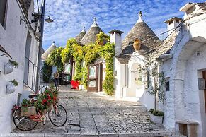 -trulli In The Contrada-