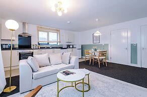 Elm Apartments