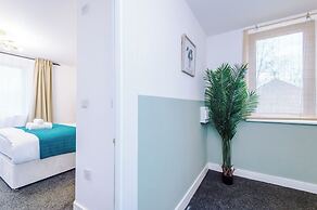 Elm Apartments
