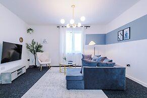 Elm Apartments
