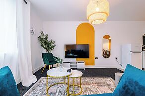 Elm Apartments