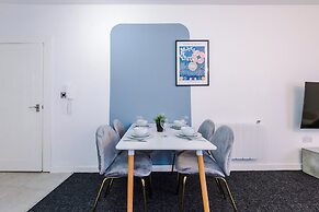 Elm Apartments