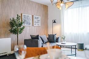 Elm Apartments