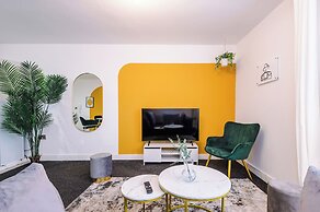 Elm Apartments