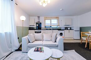 Elm Apartments