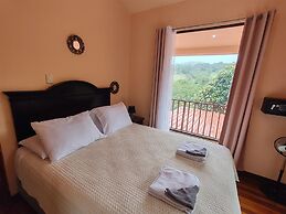 Mi Casa Su Casa