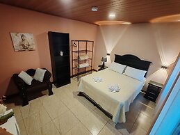 Mi Casa Su Casa