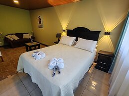 Mi Casa Su Casa