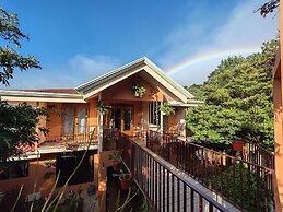 Mi Casa Su Casa