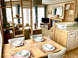 Luxurious Comfort at 102, Duckpool Lodge in Bude
