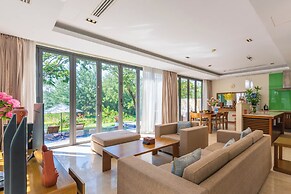 Abogo Da Nang OceanFront Luxury Villa