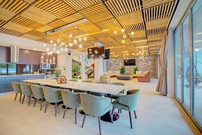 Abogo Da Nang OceanFront Luxury Villa