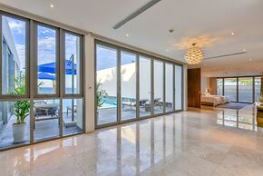 Abogo Da Nang OceanFront Luxury Villa