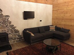 Walnut Bungalow