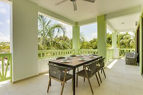 Marazul Belize