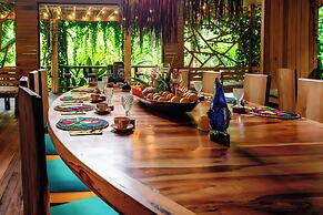 Buru Nature Hotel
