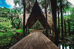 Buru Nature Hotel