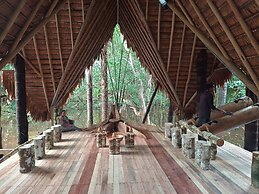 Buru Nature Hotel