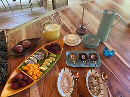 Buru Nature Hotel