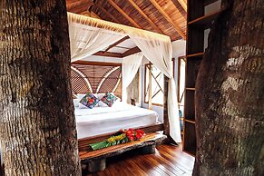 Buru Nature Hotel