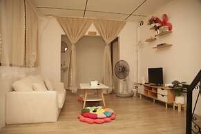 Friend's House Arak