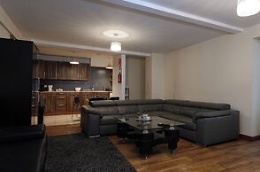 Swanky Apartment
