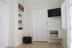 Smugglers Inn Studio Apartments