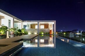 Talent Residence