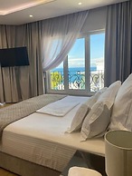 Ami Mar Hotel
