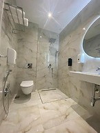 Ami Mar Hotel